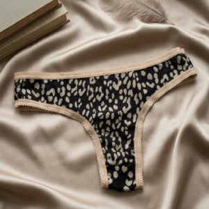 Colaless Picot Morley Print